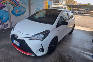 toyota yaris 1.5 ibrida
