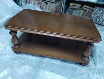 Tavolino in legno da salotto