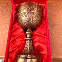 Calice Graal medievale antico calice in bronzo