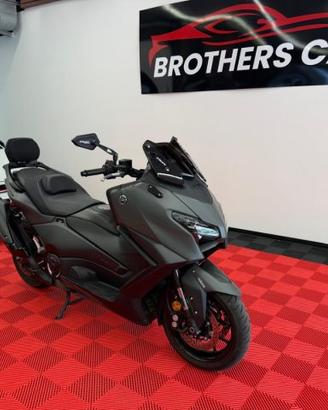 YAMAHA T-Max 560 TECH KAMO GARANZIA 2028 TAGLIAN