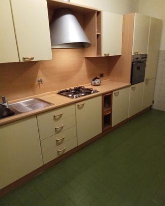 Cucina Completa Lineare come elettrodomestici