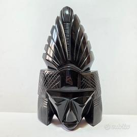 Scultura messicana totem idolo in ossidiana nera.

