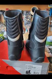 stivali moto eleveit