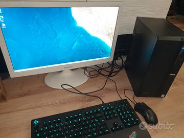 computer per scuola ufficio officina 