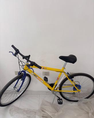 Mountain Bike Vigor "Bike Project" 26" – Come Nuov