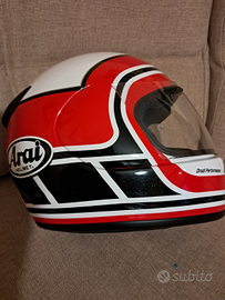 Casco Arai in fibra