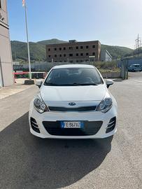 Kia rio 1.1 anno 2016 (diesel)