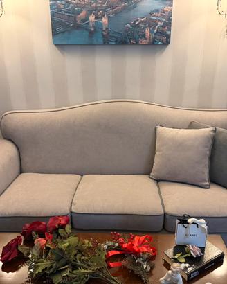 Coppia di Divani Classico-Moderni 3 posti+2 posti