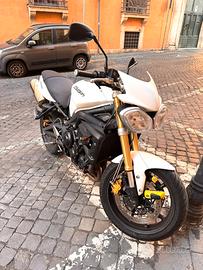 TRIUMPH STREET TRIPLE 675 NAKED SPORTIVA