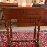 Tavolino da sarto antiquariato