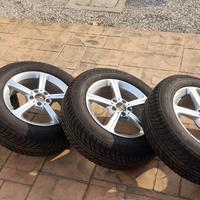 Gomme invernali 215/65 R17 99H