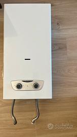 Scaldabagno istantaneo a gas Ariston