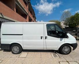 Ford transit 2012