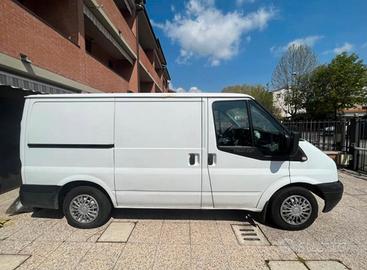 Ford transit 2012