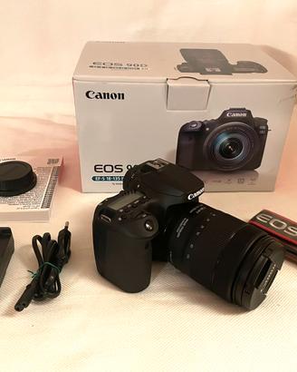 Canon Eos 90 D + 18-135