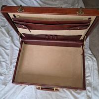 Borsa 24 ore pelle