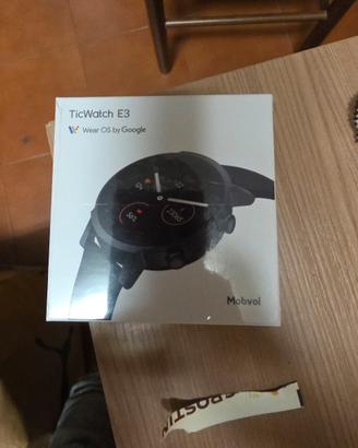 Ticwatch E3 orologio