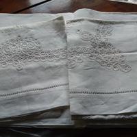 Lenzuolo matrimoniale ricamato