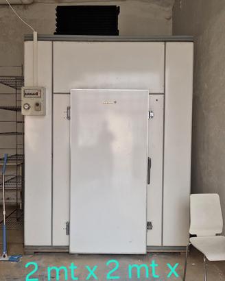 cella frigo con motore funzionante 