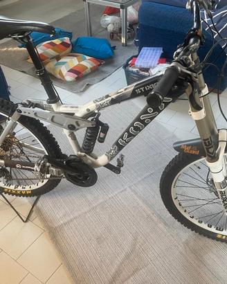  2 kona stinky 26 dh downhill enduro 