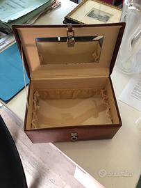 Porta gioie borsa rigida cuoio con sacco