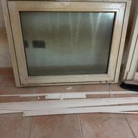 Finestrino alluminio con vetro camera