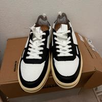 Sneakers fessura bianche e nere 42