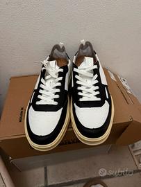 Sneakers fessura bianche e nere 42