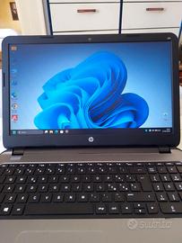 Portatile HP 255 G3, ricondizionato.