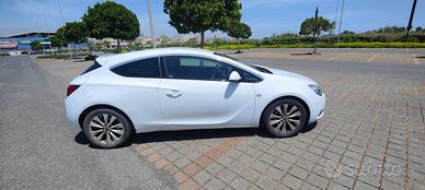 Opel Astra.
