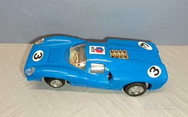 Slot car 1:32 policar Lola Aston Martin 