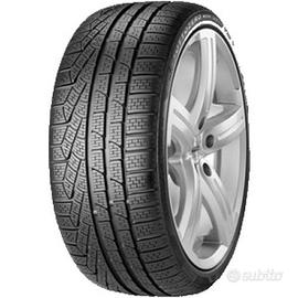 4 Gomme 225/45 R17 Pirelli Sottozero 240 Serie II