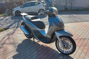 Piaggio Beverly 300 ie