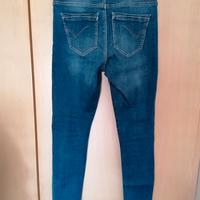 Jeans Only