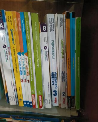 Libri  scolastici per medie