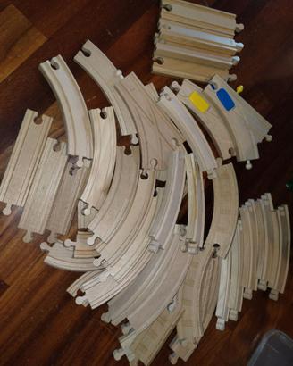 SET PISTA TRENINI IN LEGNO CON PONTI E SCAMBI