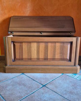 Panca portaoggetti in legno