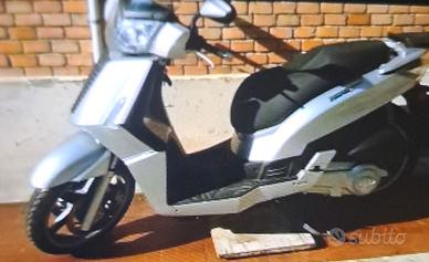 Scooter 250 cc anno 2007, come nuovo