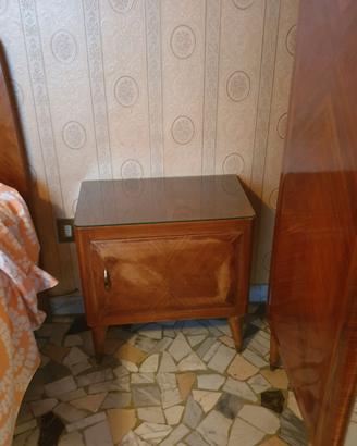 COMODINI
