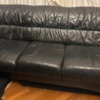 Divano in pelle a tre posti