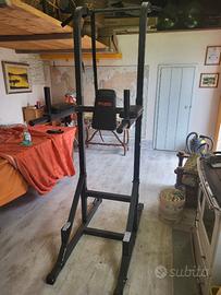 Palestra Multifunzione e barra trazioni su porta