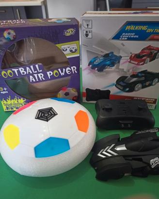 Giochi bambino pallone e macchinetta telecomandata