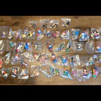 Sorpresine kinder puffi disney lotto stock