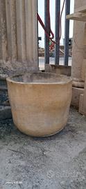Vaso a onde in marmo etrusco 