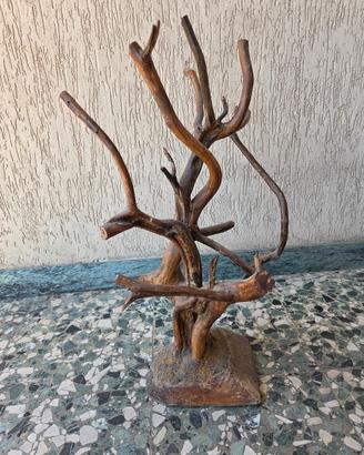 Soprammobile in legno