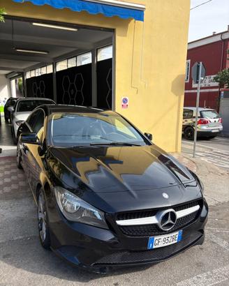 Mercedes-benz CLA 200 180 d Executive