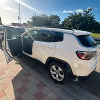 Jeep Compass  75.000 km