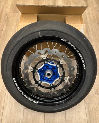 Cerchio motard 16