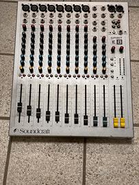 Mixer audio Soundcraft spirit E8