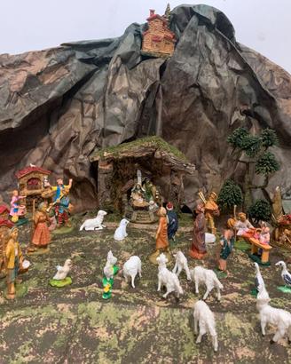 Presepe in Miniatura completo di Statuine, Casette